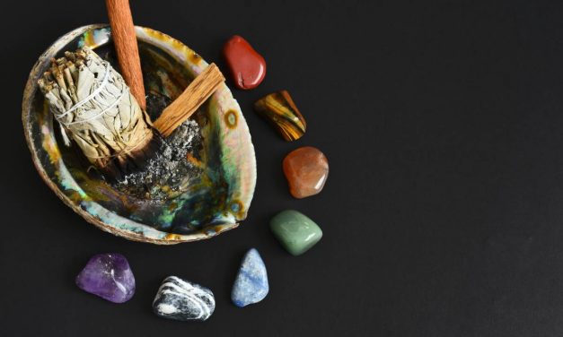Découvrez les pouvoirs des pierres naturelles pour vos envoûtements
